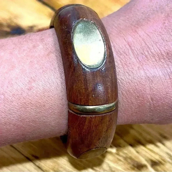 Boho wooden carved bracelet with gold tone embellishments.  Slip on - Picture 1 of 5